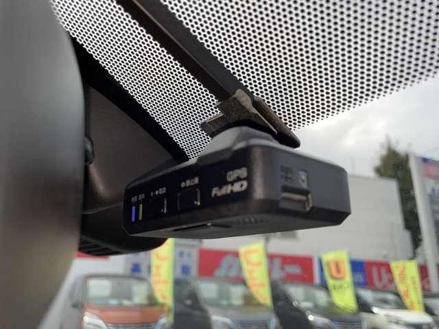 エクストレイル 2.0 20Xi 2列車 プロパイ 純正メモリーナビ AVM アイドリングストップ車 LEDヘットライト Rカメラ 盗難防止装置 インテリキー レーンキープアシスト ETC ドライブレコーダー 記録簿 キーフリー TVナビ オートエアコン アルミホイール ABS(10枚目)