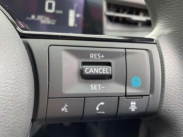 ノート 1.2 X ワンオーナー プロパイロット リアカメラ 衝突被害軽減ブレ-キ 全方位カメラ ETC付 LEDヘッドライト レーダークルーズ レーンアシスト インテリジェントキー ワンオーナー ドラレコ アイドリングストップ 整備記録簿 TVナビ(7枚目)