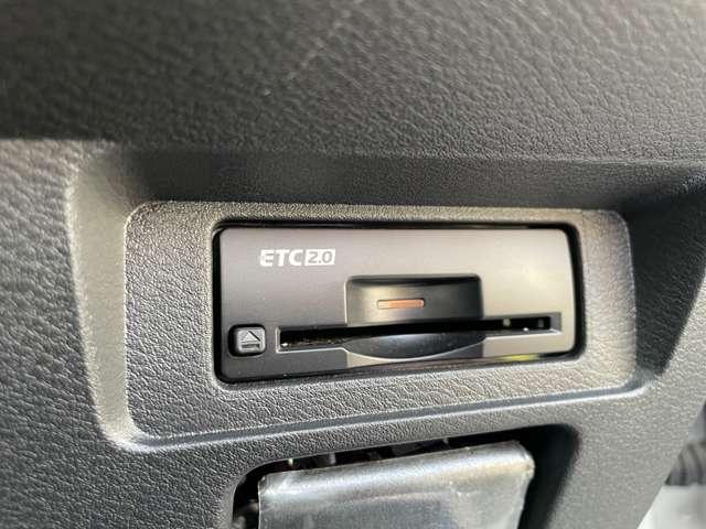 ノート １．２　Ｘ　当社試乗車　プロパイ　日産コネクトナビ　ＡＶＭ　リアカメラ　衝突被害軽減ブレ－キ　全方位カメラ　ＥＴＣ付　アルミ　ＬＥＤヘッドライト　レーダークルーズ　レーンアシスト　インテリジェントキー　ワンオーナー　アイドリングストップ　整備記録簿　ＴＶナビ（10枚目）