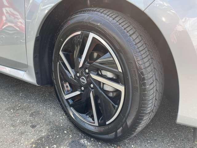 ノート １．２　Ｘ　当社試乗車　プロパイ　日産コネクトナビ　ＡＶＭ　リアカメラ　衝突被害軽減ブレ－キ　全方位カメラ　ＥＴＣ付　アルミ　ＬＥＤヘッドライト　レーダークルーズ　レーンアシスト　インテリジェントキー　ワンオーナー　アイドリングストップ　整備記録簿　ＴＶナビ（14枚目）