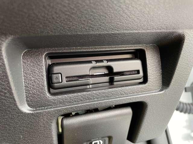 ノート 1.2 X ワンオーナー 純正メモリーナビ AVM ドラレコ リアカメラ 衝突被害軽減ブレ-キ 全方位カメラ ETC付 LEDヘッドライト レーンアシスト インテリジェントキー ワンオーナー ドラレコ 整備記録簿 盗難防止システム ワンセグTV TVナビ ABS(10枚目)