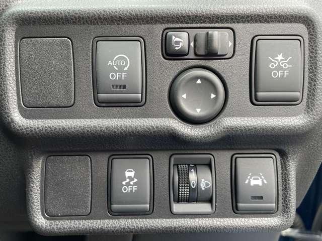 ノート 1.2 X ワンオーナー 純正メモリーナビ AVM ドラレコ レーダーブレーキサポート ETC搭載 1オーナー車 記録簿付き Dレコ スマトキー セキュリティーアラーム キーレス 運転席助手席エアバッグ ナビTV フルセグ バックカメラ エアコン レーンアシスト(8枚目)