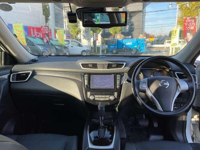 エクストレイル 2.0 20X エマージェンシーブレーキパッケージ 2列車 純正大型メモリーナビ フルセグ 車線逸脱警告 AUTOエアコン 衝突軽減ブレーキ LEDライト 整備記録簿 Wエアバック リアカメラ Aストップ ETC ドライブレコーダー アルミホイール PS 盗難防止システム ナビTV ABS(4枚目)