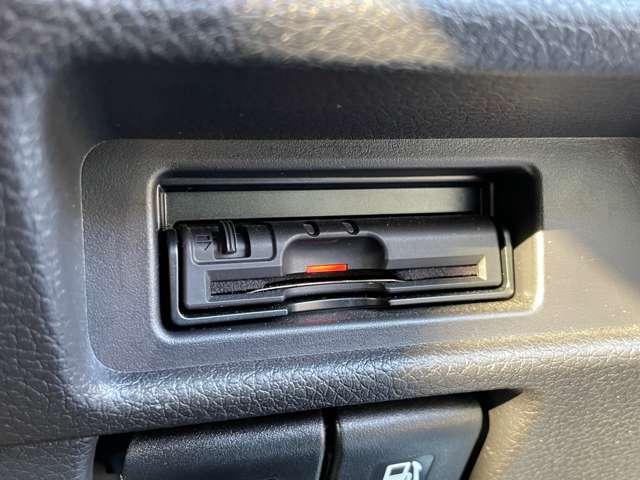 エクストレイル 2.0 20X エマージェンシーブレーキパッケージ 2列車 純正大型メモリーナビ フルセグ 車線逸脱警告 AUTOエアコン 衝突軽減ブレーキ LEDライト 整備記録簿 Wエアバック リアカメラ Aストップ ETC ドライブレコーダー アルミホイール PS 盗難防止システム ナビTV ABS(11枚目)