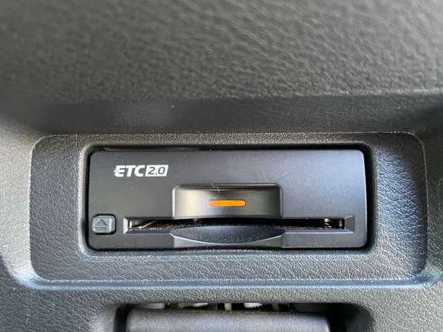 ノート １．２　Ｘ　ワンオーナー　日産コネクトナビ　ＡＶＭ　リアカメラ　衝突被害軽減ブレ－キ　全方位カメラ　ＥＴＣ付　レーンアシスト　インテリジェントキー　ワンオーナー　ドラレコ　アイドリングストップ　整備記録簿　盗難防止システム　フルセグＴＶ　ＴＶナビ（9枚目）