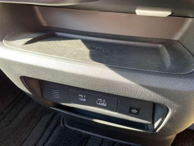 セレナ 1.4 e-POWER ハイウェイスターV ワンオーナー 自動(被害軽減)ブレーキ LDP 追従クルーズ LEDランプ バックモニター アルミホイール ドライブレコーダ ETC 記録簿 盗難防止システム スマートキー 1オナ オートエアコン メモリーナビ(9枚目)