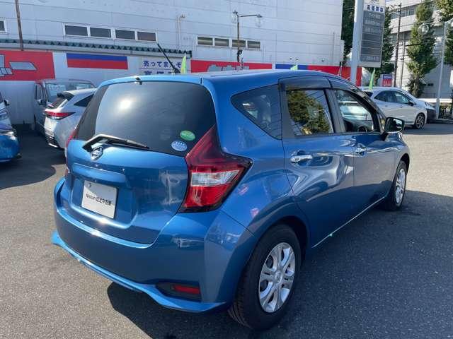 ノート １．２　Ｘ　純正メモリーナビ　バックカメラ　フルセグＴＶ　レーダーブレーキサポート　ＥＴＣ搭載　１オーナー車　記録簿付き　スマトキー　セキュリティーアラーム　キーレス　運転席助手席エアバッグ　ナビＴＶ　フルセグ　バックカメラ　エアコン　パワーウィンドウ（2枚目）