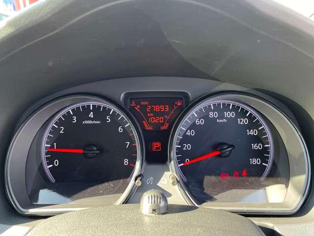 ノート １．２　Ｘ　純正メモリーナビ　バックカメラ　フルセグＴＶ　レーダーブレーキサポート　ＥＴＣ搭載　１オーナー車　記録簿付き　スマトキー　セキュリティーアラーム　キーレス　運転席助手席エアバッグ　ナビＴＶ　フルセグ　バックカメラ　エアコン　パワーウィンドウ（3枚目）