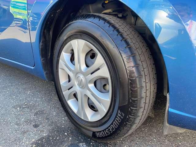 ノート １．２　Ｘ　純正メモリーナビ　バックカメラ　フルセグＴＶ　レーダーブレーキサポート　ＥＴＣ搭載　１オーナー車　記録簿付き　スマトキー　セキュリティーアラーム　キーレス　運転席助手席エアバッグ　ナビＴＶ　フルセグ　バックカメラ　エアコン　パワーウィンドウ（14枚目）