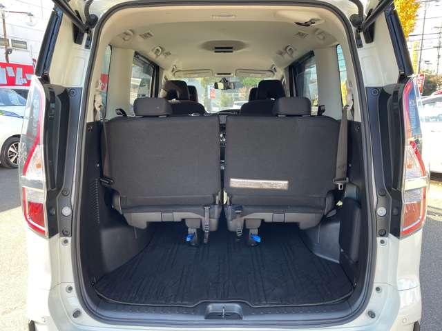 セレナ 1.2 e-POWER ハイウェイスター V プロパイロット 360°カメラ エマジェンシーブレーキ 1オナ スマキー バックカメラ LED レーンアシスト 点検記録簿付 ETC ドラレコ Aストップ イモビ サイドカーテンエアバック フルオートエアコン ABS(14枚目)