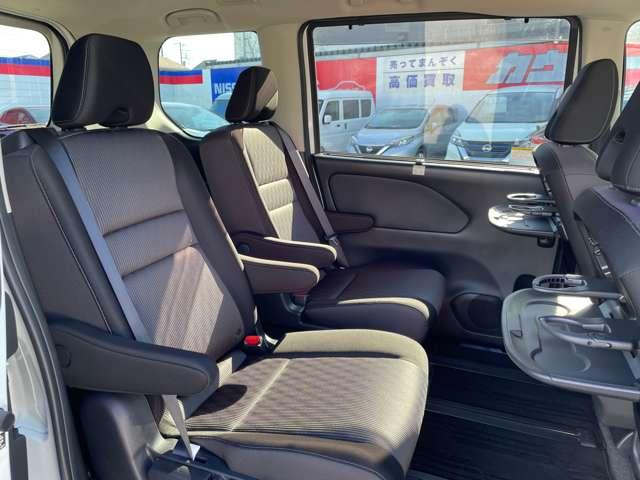 セレナ 1.2 e-POWER ハイウェイスター V プロパイロット 360°カメラ エマジェンシーブレーキ 1オナ スマキー バックカメラ LED レーンアシスト 点検記録簿付 ETC ドラレコ Aストップ イモビ サイドカーテンエアバック フルオートエアコン ABS(15枚目)