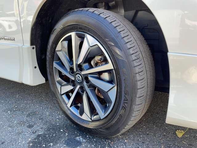 セレナ 1.2 e-POWER ハイウェイスター V プロパイロット 360°カメラ エマジェンシーブレーキ 1オナ スマキー バックカメラ LED レーンアシスト 点検記録簿付 ETC ドラレコ Aストップ イモビ サイドカーテンエアバック フルオートエアコン ABS(17枚目)