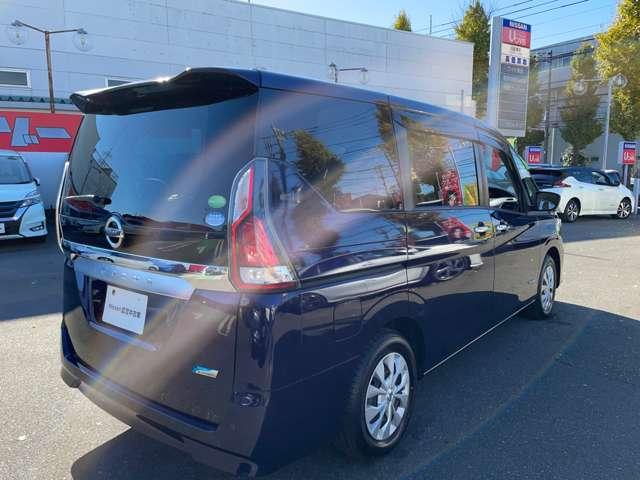 セレナ ２．０　Ｘ　ワンオーナー純正メモリーナビ・フルセグＴＶ　３６０度カメラ　ワンオ－ナ－車　インテリジェントキー　サイドカメラ　Ａストップ　ＥＴＣ　ドラレコ　レーンキープ　記録簿　キーレス　メモナビ　フルセグテレビ　パワーウインドウ　ナビＴＶ　ＡＢＳ　エアコン（2枚目）