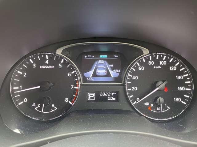 ティアナ ２．５　ＸＬ　ワンオーナー　純正メモリーナビ　ＡＶＭ　イモビライザー　ワンオーナー車　アラウンドビュ－モニタ－　スマキー　ドライブレコーダー　ＬＤＷ　クルコン　カーテンエアバック　ＡＡＣ　パワーウインドウ　ＥＴＣ　Ｂカメラ　アルミホイール　キーレス（3枚目）