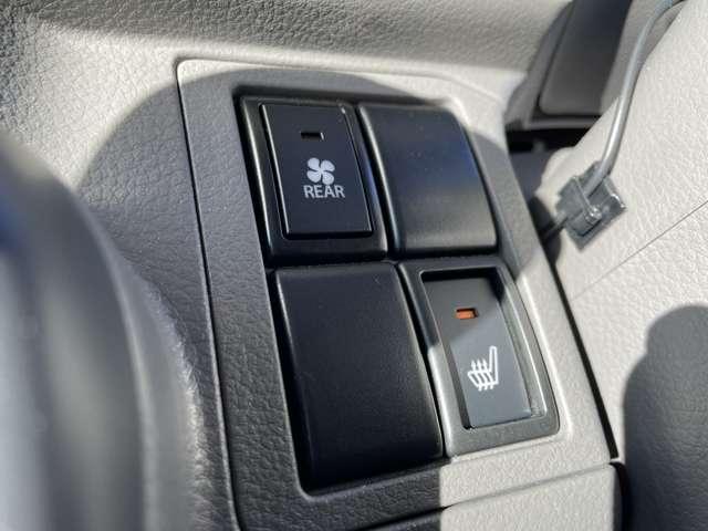 クリッパーバン 660 GX ハイルーフ 4WD 当社試乗車 メモリーナビ 衝突軽減ブレーキ スマートキー ワンオーナー エアコン 4WD LEDヘッド キーレス 盗難防止装置 Wエアバッグ アイドリングストップ パワステ ABS(8枚目)