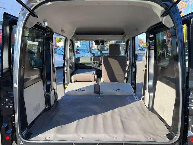 クリッパーバン 660 GX ハイルーフ 4WD 当社試乗車 メモリーナビ 衝突軽減ブレーキ スマートキー ワンオーナー エアコン 4WD LEDヘッド キーレス 盗難防止装置 Wエアバッグ アイドリングストップ パワステ ABS(13枚目)