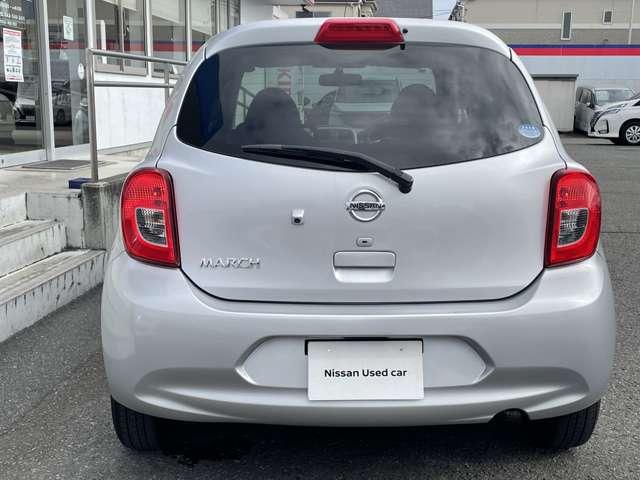マーチ １．２　Ｘ　ＦＯＵＲ　Ｖセレクション　４ＷＤ　純正メモリーナビ／バックモニター　ナビＴＶ　パートタイム４ＷＤ　ドラレコ　メモリーナビ　スマートキー　オートエアコン　助手席エアバッグ　運転席エアバッグ　ＡＢＳ　パワーウインドウ　盗難防止装置　パワーステアリング　リアカメラ（14枚目）