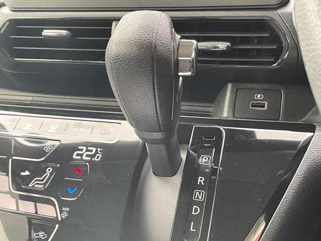 デイズ 660 ハイウェイスターX アラウンドビューモニター ブレーキサポート 全周囲カメラ LED 1オーナー インテリジェントキー アイドリングストップ オートエアコン デュアルエアバッグ アルミホイール パワーステアリング パワーウィンドウ キーレス(12枚目)