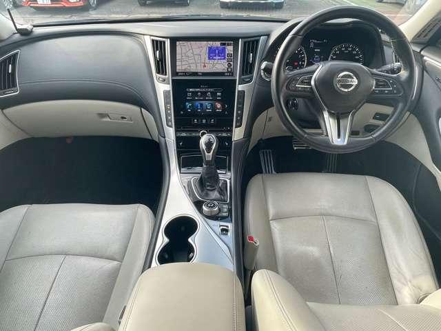 スカイライン 3.0 GT タイプSP サンルーフ/シートヒーター ドラレコ アルミホイール オートクルーズコントロール ナビTV サンルーフ レーンキープ LEDヘッドランプ スマートキー ETC イモビライザー バックカメラ 1オーナー アラウンドモニタ(3枚目)