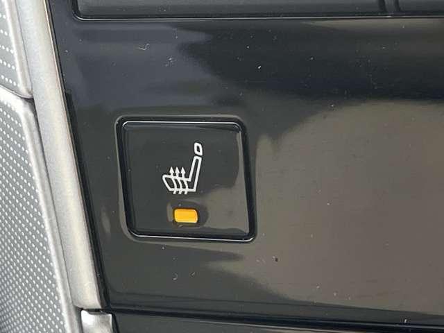 スカイライン 3.0 GT タイプSP サンルーフ/シートヒーター ドラレコ アルミホイール オートクルーズコントロール ナビTV サンルーフ レーンキープ LEDヘッドランプ スマートキー ETC イモビライザー バックカメラ 1オーナー アラウンドモニタ(9枚目)