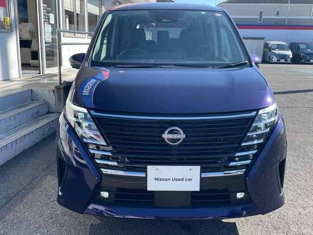 セレナ ２．０　ハイウェイスターＶ　プロパイロット／後席専用モニター　Ｗ電動スライド　レーダークルコン　レーンアシスト　ＬＥＤランプ　ワンオーナー車　ＥＴＣ装備　アルミホイール　キーフリー　メモリ－ナビ　ナビＴＶ　エアコン　ドラレコ　ワンセグＴＶ　ＡＢＳ　アイドリングＳ（13枚目）