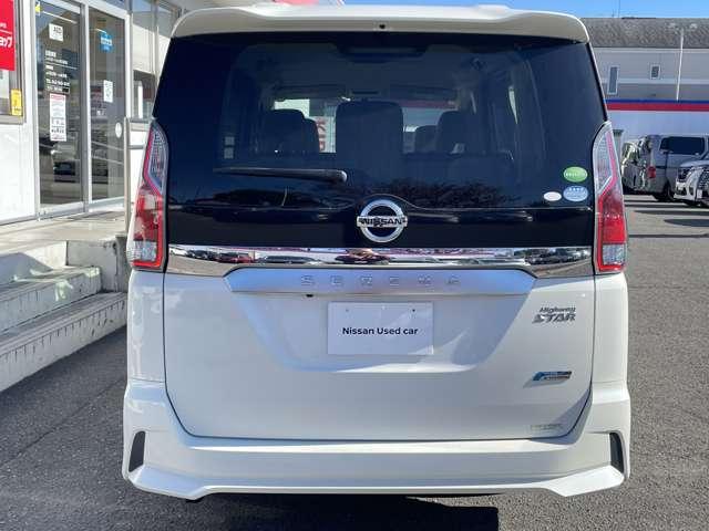 セレナ ２．０　ハイウェイスターＧ　純正メモリーナビ／クルーズコントロール　キーフリー　クルコン　ＥＴＣ装備　ＬＥＤ　スマートキー　パワーウィンドウ　ナビＴＶ　オートエアコン　ドラレコ　エアバッグ　アルミホイール　ＡＢＳ　メモリナビ　パワーステアリング　リアカメラ　ワンセグ（13枚目）