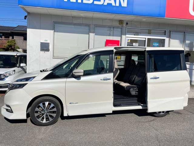 セレナ ２．０　ハイウェイスターＧ　純正メモリーナビ／クルーズコントロール　キーフリー　クルコン　ＥＴＣ装備　ＬＥＤ　スマートキー　パワーウィンドウ　ナビＴＶ　オートエアコン　ドラレコ　エアバッグ　アルミホイール　ＡＢＳ　メモリナビ　パワーステアリング　リアカメラ　ワンセグ（15枚目）