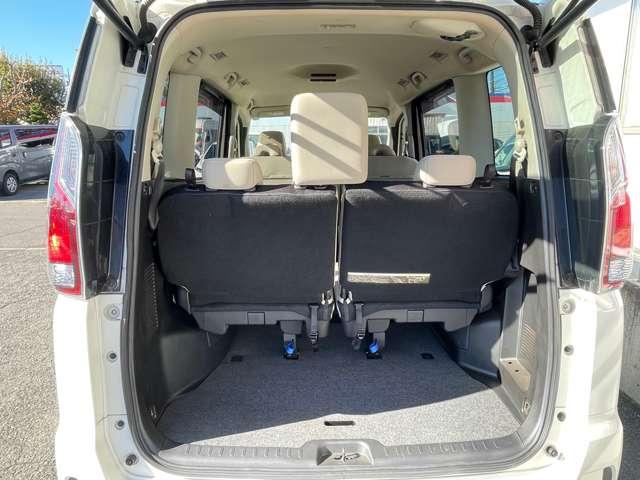 セレナ ２．０　ハイウェイスターＧ　純正メモリーナビ／クルーズコントロール　キーフリー　クルコン　ＥＴＣ装備　ＬＥＤ　スマートキー　パワーウィンドウ　ナビＴＶ　オートエアコン　ドラレコ　エアバッグ　アルミホイール　ＡＢＳ　メモリナビ　パワーステアリング　リアカメラ　ワンセグ（17枚目）