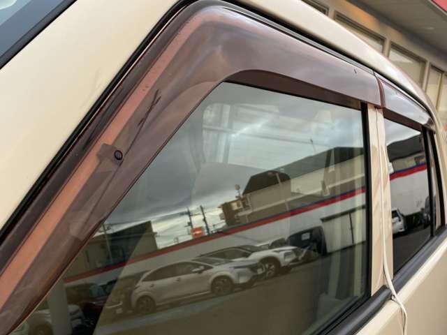 ピノ ６６０　Ｓ　キーレス／純正ＣＤチューナー　助手席エアバッグ　運転席エアバック　パワーウィンド　パワーステアリング　ＡＢＳ　キーレスエントリー　エアコン（11枚目）