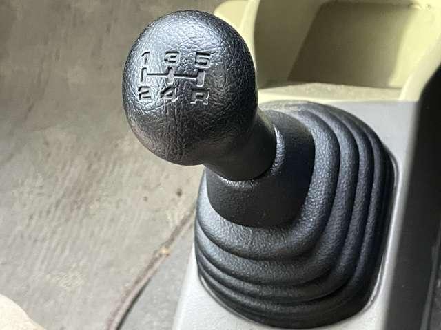 ピノ ６６０　Ｓ　キーレス／純正ＣＤチューナー　助手席エアバッグ　運転席エアバック　パワーウィンド　パワーステアリング　ＡＢＳ　キーレスエントリー　エアコン（12枚目）