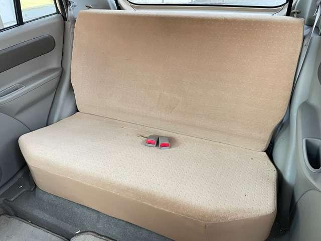 ピノ ６６０　Ｓ　キーレス／純正ＣＤチューナー　助手席エアバッグ　運転席エアバック　パワーウィンド　パワーステアリング　ＡＢＳ　キーレスエントリー　エアコン（19枚目）