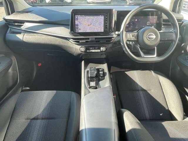 ノート １．２　Ｘ　アラウンドビューモニター／踏み間違いアシ　衝突被害軽減ブレ－キ　全方位カメラ　ＥＴＣ付　インテリジェントキー　ワンオーナー　ドラレコ　ワンセグＴＶ　ＴＶナビ　メモリーナビ　パワーウィンドウ　オートエアコン　キーレス　ＡＢＳ　運転席エアバッグ（3枚目）