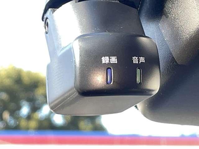 ノート １．２　Ｘ　アラウンドビューモニター／踏み間違いアシ　衝突被害軽減ブレ－キ　全方位カメラ　ＥＴＣ付　インテリジェントキー　ワンオーナー　ドラレコ　ワンセグＴＶ　ＴＶナビ　メモリーナビ　パワーウィンドウ　オートエアコン　キーレス　ＡＢＳ　運転席エアバッグ（7枚目）