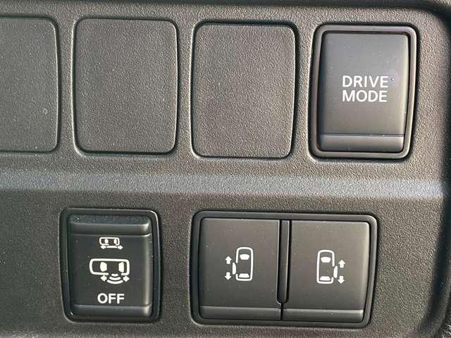 セレナ 1.2 e-POWER ハイウェイスター V プロパイロット/スマートルームミラー/ドラ 360°カメラ エマジェンシーブレーキ 1オナ スマキー LED レーンアシスト ETC ドラレコ フルオートエアコン アルミホイール エアバック メモリーナビ キーフリー ナビTV ABS パワステ(6枚目)