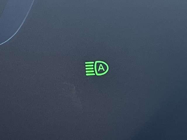 セレナ 1.2 e-POWER ハイウェイスター V プロパイロット/スマートルームミラー/ドラ 360°カメラ エマジェンシーブレーキ 1オナ スマキー LED レーンアシスト ETC ドラレコ フルオートエアコン アルミホイール エアバック メモリーナビ キーフリー ナビTV ABS パワステ(10枚目)