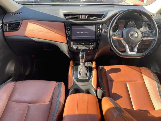 エクストレイル ２．０　２０Ｘｉ　レザーエディション　２列車　プロパイロット／アラウンドビューモニター／　衝突被害軽減システム　全周囲カメラ　ＬＥＤライト　ドライブレコーダー　ＥＴＣ（3枚目）