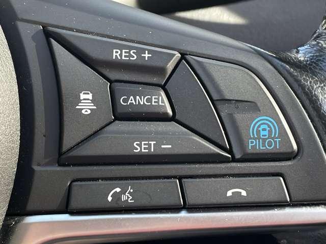 エクストレイル ２．０　２０Ｘｉ　レザーエディション　２列車　プロパイロット／アラウンドビューモニター／　衝突被害軽減システム　全周囲カメラ　ＬＥＤライト　ドライブレコーダー　ＥＴＣ（6枚目）