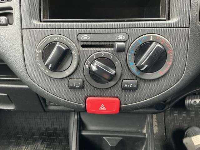 NV150AD VE 衝突軽減ブレーキ 社外メモリーナビ バックカメラ コーナーセンサー リモコンキー 電動格納式ドアミラー プライバシーガラス(6枚目)