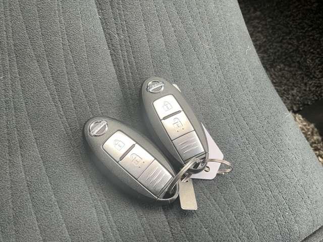 キューブ 15X Vセレクション 純正メモリーナビ バックカメラ ETC 社外前後ドラレコ インテリジェントキー オートエアコン キセノンライト フォグランプ アイドリングストップ(11枚目)