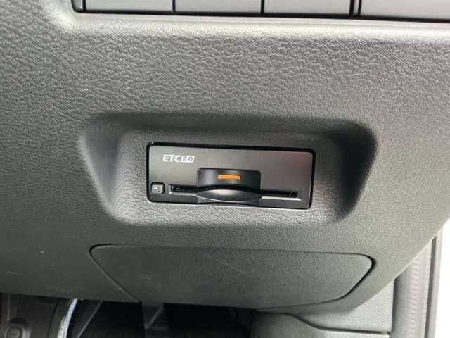 エクストレイル G e-4ORCE 4WD ライン装着コネクトナビ 連動ETC2.0 社外前後ドラレコ アラウンドビューモニター ステアリング&シートヒーター フロント電動シート 電動バックドア SOSコール プロパイロットパーキング(6枚目)