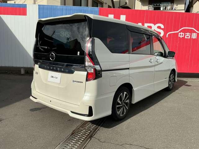 セレナ e-パワー ハイウェイスターV プロパイロット 純正大画面メモリーナビ 連動前後ドラレコ&ETC2.0 後席モニター スマートルームミラー ハンズフリー機能付き両側オートスライドドア LEDライト 純正16インチアルミ(2枚目)