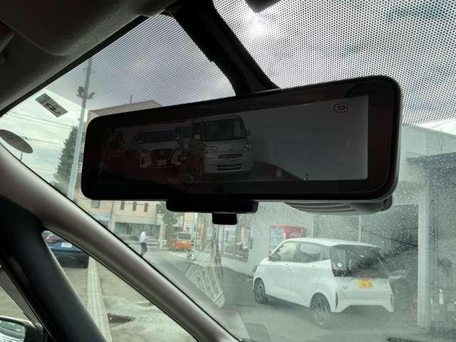 セレナ e-パワー ハイウェイスターV プロパイロット 純正大画面メモリーナビ 連動前後ドラレコ&ETC2.0 後席モニター スマートルームミラー ハンズフリー機能付き両側オートスライドドア LEDライト 純正16インチアルミ(10枚目)