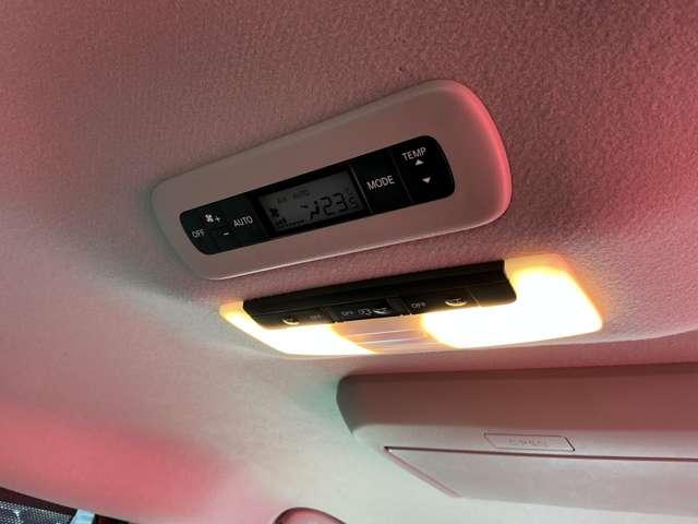 セレナ e-パワー ハイウェイスターV プロパイロット 純正大画面メモリーナビ 連動前後ドラレコ&ETC2.0 後席モニター スマートルームミラー ハンズフリー機能付き両側オートスライドドア LEDライト 純正16インチアルミ(15枚目)