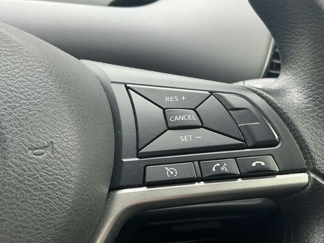 セレナ ｅ－パワー　ＸＶ　純正大画面メモリーナビ　ナビ連動前後ドラレコ＆ＥＴＣ２．０　アラウンドビューモニター　クルーズコントロール　両側オートスライドドア　インテリジェントキー　純正１５インチアルミ（10枚目）