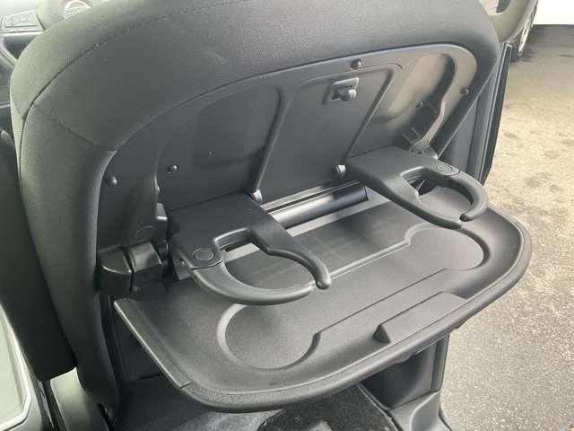 セレナ ｅ－パワー　ＸＶ　純正大画面メモリーナビ　ナビ連動前後ドラレコ＆ＥＴＣ２．０　アラウンドビューモニター　クルーズコントロール　両側オートスライドドア　インテリジェントキー　純正１５インチアルミ（16枚目）