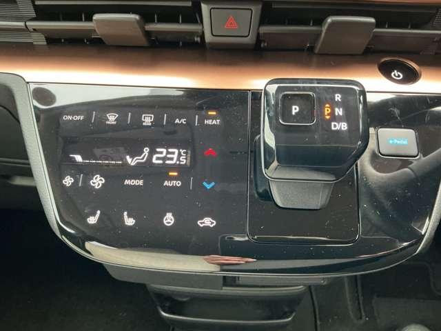 サクラ G 当社試乗展示車 ライン装着コネクトナビ 当社試乗展示車 プロパイロット メーカーライン装着コネクトナビ ナビ連動ETC2.0 アラウンドビューモニター インテリジェントキー SOSコール 純正14インチアルミ(7枚目)