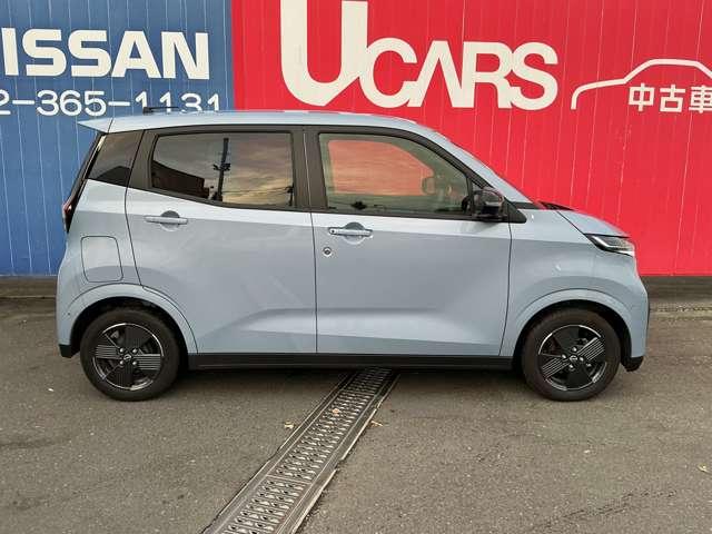 サクラ G 当社試乗展示車 ライン装着コネクトナビ 当社試乗展示車 プロパイロット メーカーライン装着コネクトナビ ナビ連動ETC2.0 アラウンドビューモニター インテリジェントキー SOSコール 純正14インチアルミ(18枚目)