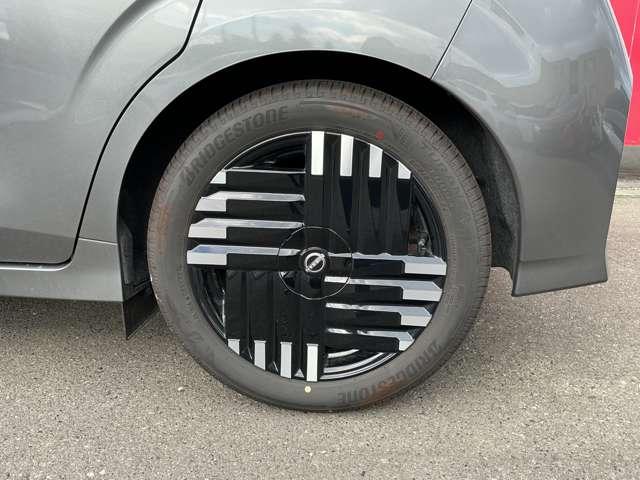 オーラ G 当社試乗展示車 プロパイロット メーカーライン装着コネクトナビ&ETC2.0 アラウンドビューモニター BOSEサウンドシステム SOSコール フロントシートヒーター&ステアリングヒーター(16枚目)