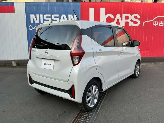 デイズ Ｘ　当社試乗展示車　純正大画面メモリーナビ　アラウンドビューモニター　インテリジェントキー　アイドリングストップ　オートエアコン　ハイビームアシスト　純正１４インチアルミ（2枚目）