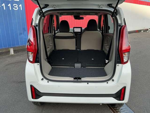 デイズ Ｘ　当社試乗展示車　純正大画面メモリーナビ　アラウンドビューモニター　インテリジェントキー　アイドリングストップ　オートエアコン　ハイビームアシスト　純正１４インチアルミ（20枚目）